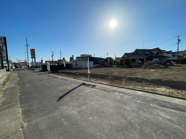  Cradle garden　守山区瀬古東第５　全１１棟の前面道路含む現地写真|撮影
社長の村田です！
自らプレイヤーとして営業しています
長年の経験と実績から皆様により良いマイホーム購入のご提案をいたします。
住宅ローンの不安や購入後の不安等何でもご相談ください。