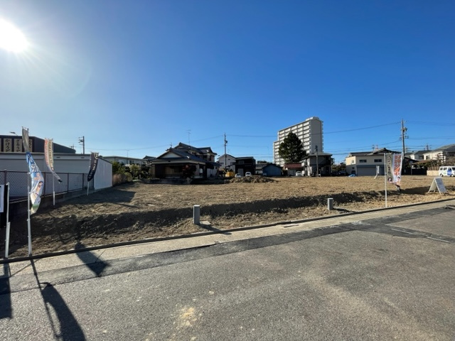  Cradle garden　守山区瀬古東第５　全１１棟の前面道路含む現地写真|撮影
社長の村田です！
自らプレイヤーとして営業しています
長年の経験と実績から皆様により良いマイホーム購入のご提案をいたします。
住宅ローンの不安や購入後の不安等何でもご相談ください。