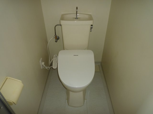 【トイレ】 | さくらハイツ | 清潔感のあるトイレです