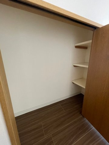 仲介手数料0円！！Aranjuez千原の収納