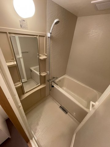 仲介手数料0円！！Aranjuez千原の浴室