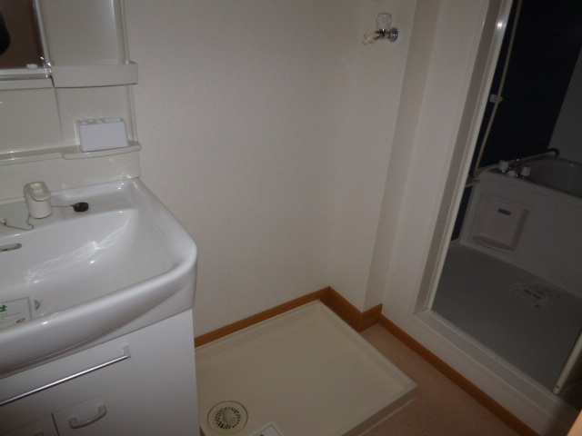 ＳＵＮ’Ｓ　ＧＡＲＤＥＮ　Ｂのその他|洗濯機置場