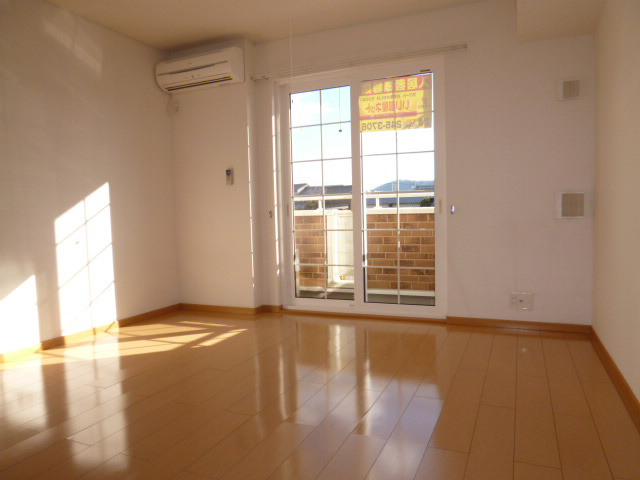 ＳＵＮ’Ｓ　ＧＡＲＤＥＮ　Ｂの居間・リビング