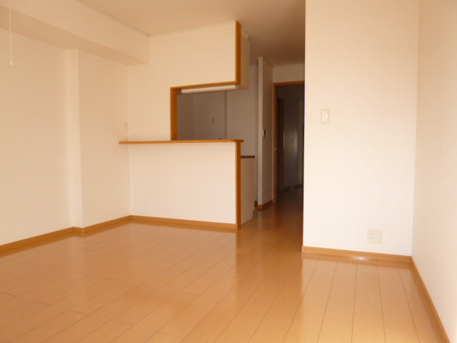 ＳＵＮ’Ｓ　ＧＡＲＤＥＮ　Ｂの洋室