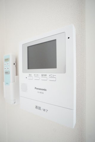 【セキュリティ】 | フルーヴ | ※同物件・反転タイプの写真です。