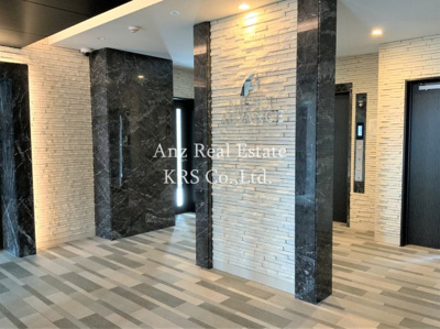 【ロビー】 | アドバンス大阪セレーノ | 広々空間のロビーです！高級感があります！