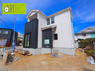 【外観】 | こちらの物件が気になるようでしたら、0120-300-697までお気軽にご連絡ください♪人生でいちばん大きなお買い物です、いつでもご案内いたします。ゆっくりご見学ください現地だからわかる事があります