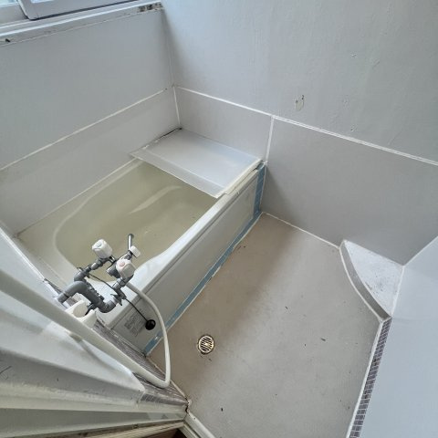 室蘭市港北町4丁目18-13戸建の浴室