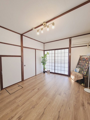 【居間・リビング】 | 藤原貸家