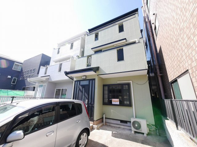 長田天神町貸家の外観