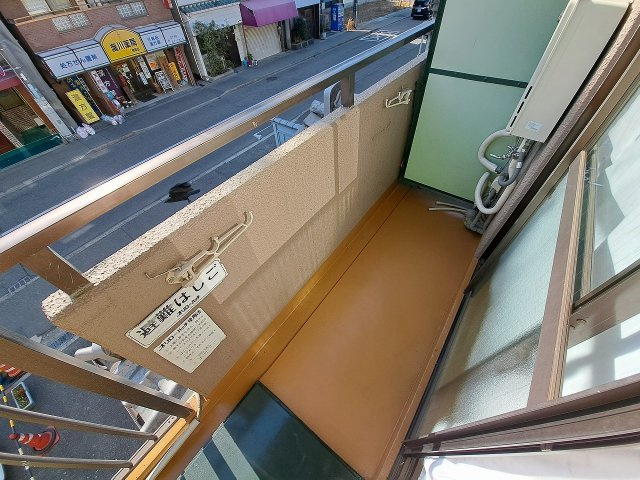 第１冨久井ハイツのバルコニー
