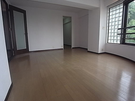 エルム御影の居間・リビング