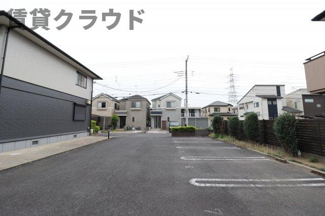 グレイスパティオⅡの駐車場|駐車場完備です