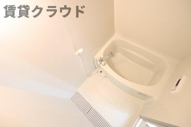 グレイスパティオⅡの浴室|日々の疲れを癒すお風呂付です
