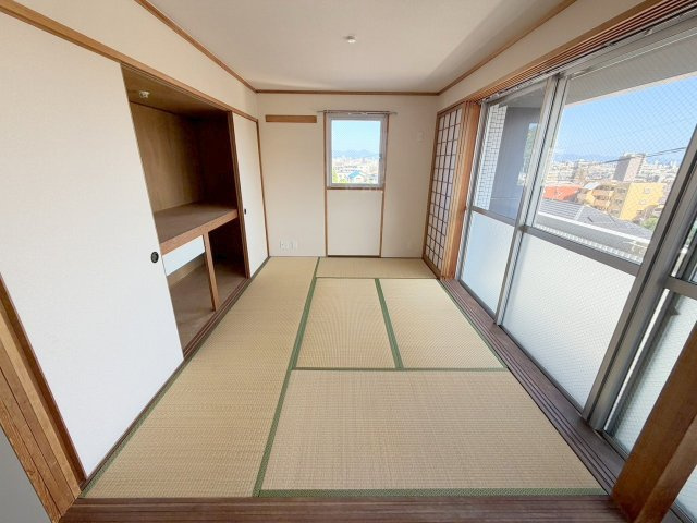 広島市西区高須３丁目の賃貸マンションの和室