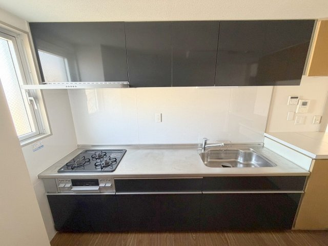 広島市西区高須３丁目の賃貸マンションのキッチン