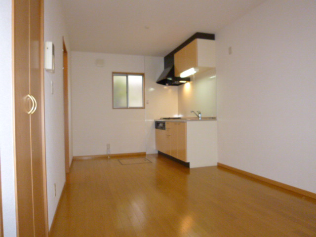 メゾンエスタの居間・リビング