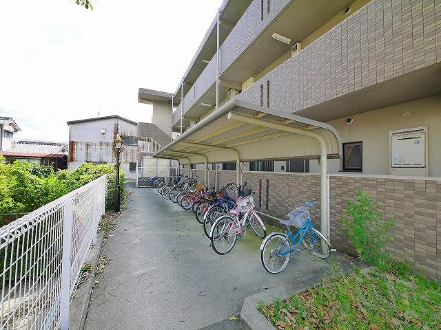 フルーエントⅠのその他共用部分|自転車置き場