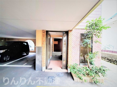 【エントランス】 | ギャラック沖洲 | ゆとりのあるエントランスです