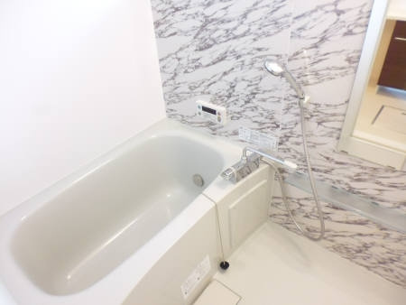 BagusRC（バグースアールシー）【キャッシュバック対象物件】の浴室|日々の疲れを癒すお風呂付です