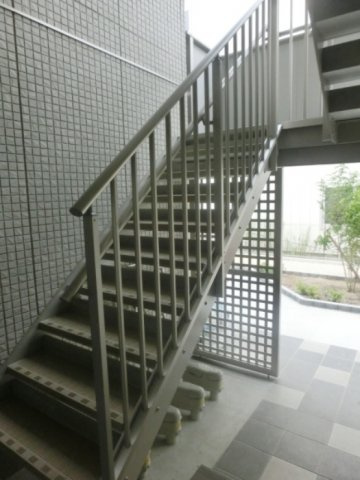 BagusRC（バグースアールシー）【キャッシュバック対象物件】のロビー|毎日通るロビーはこのようになっています