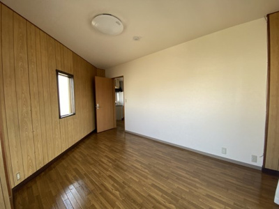 【居間・リビング】 | 新石生マンション