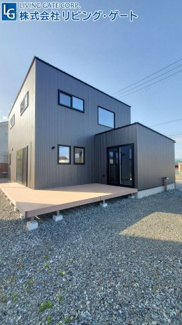 【外観】 | 南アルプス市山寺 築後未入居住宅 敷地面積300.73平米 建物面積115.09平米