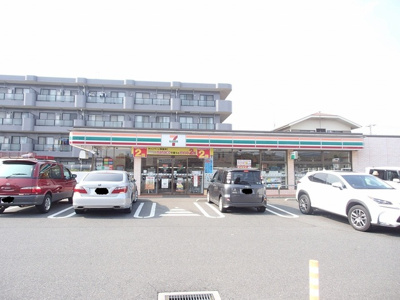 セブンイレブン 東所沢３丁目店まで300ｍ