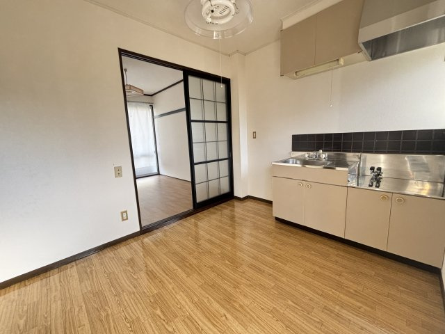 グリーンハイツ一色B棟