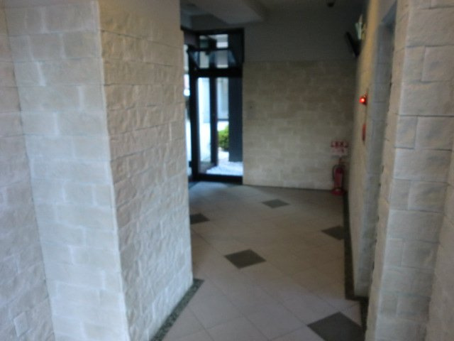 Gramercy Juso-higashi 2ndのロビー