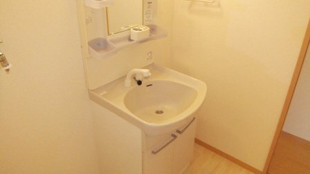 メルベーユＫの洗面所|独立洗面台付き