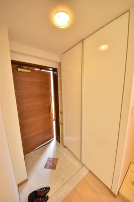 【玄関】 | コンソラーレ東野田