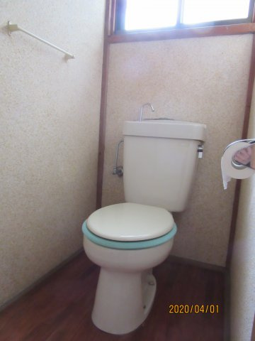 つつじ町貸住宅のトイレ