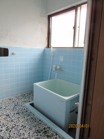 つつじ町貸住宅の浴室