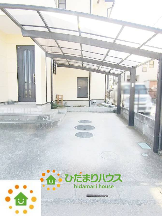 久喜市八甫　中古一戸建ての駐車場