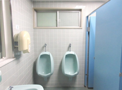【トイレ】 | 海岸通の事務所物件 | 男性用