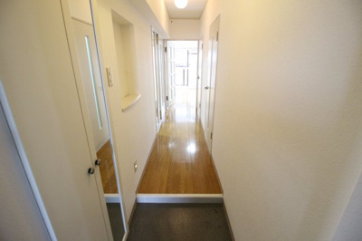 【玄関】 | 有馬パレス阿倍野 | 清潔感あふれる広い玄関です♪