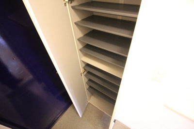 【収納】 | 有馬パレス阿倍野 | 大きなシューズボックス♪家族全員分が入ります(^^)/