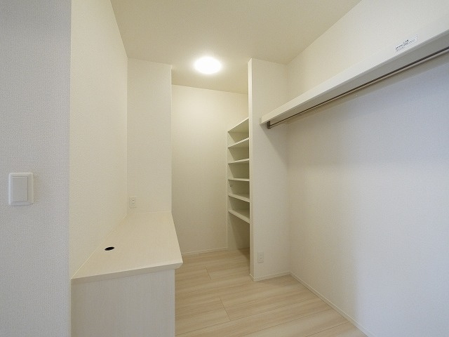 Nexus山中の内装|明るい色調の室内です