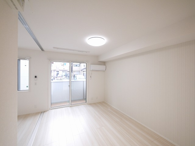 Nexus山中の居間・リビング|ゆったりとした居間です