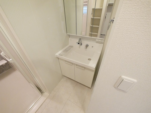 Nexus山中の洗面所|脱衣スペースもあります