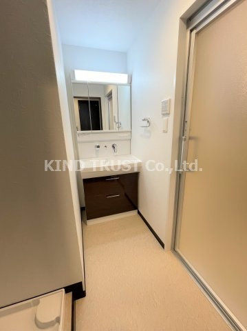 La Douceur天満の洗面所|スペースが確保できる洗面所です