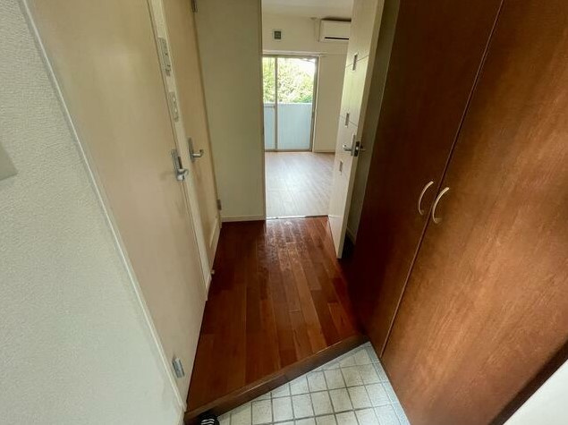 【玄関】 | フォーエス保田窪 | 退去前のため現況を優先します