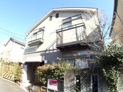 ★2階建てオートロック付の賃貸アパートです★