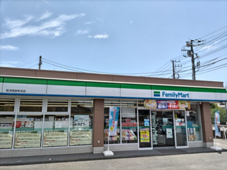 ファミリーマート 横須賀御幸浜店まで550ｍ