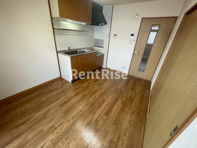 オウクレスト川添