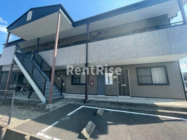 オウクレスト川添の玄関