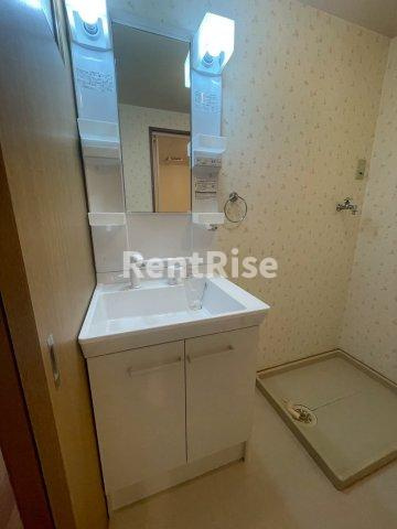 オウクレスト川添の洗面所