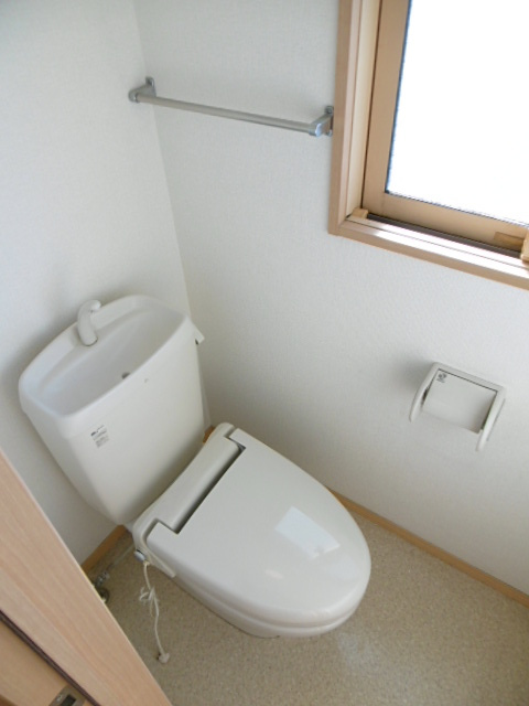 ビィーブルボナール【10,000円キャッシュバック対象物件】のトイレ|落ち着いたトイレです