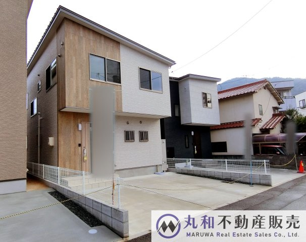 広島市安佐北区亀山2丁目　新築一戸建て（全3棟）